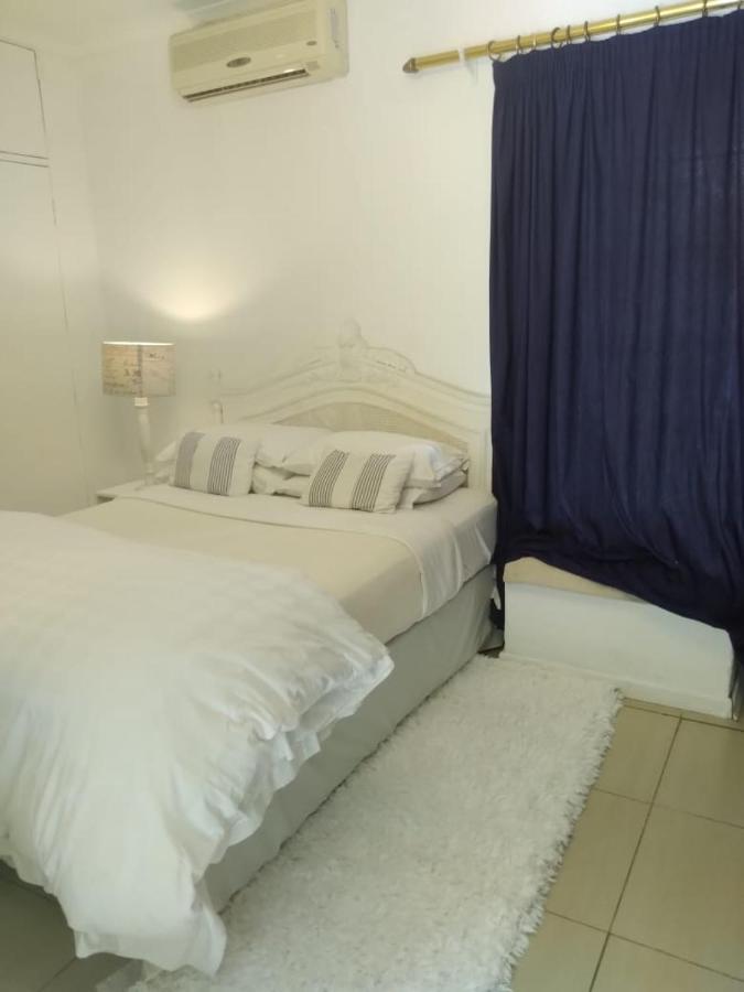 Amethyst Suites Springs  Ngoại thất bức ảnh